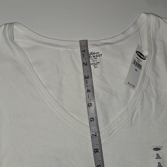 NEW Old Navy Tee Long-Sleeve Shirt V-neck White Size XL READ AS IS - Picture 13 of 15